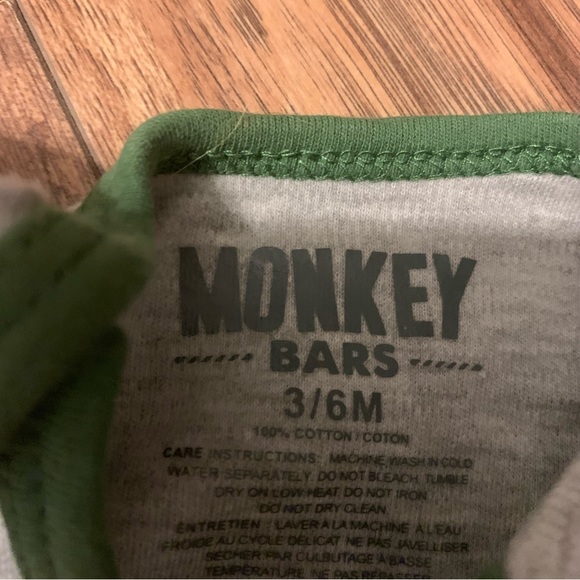 3-6 months Monkey Bars outfit - Picture 2 of 2